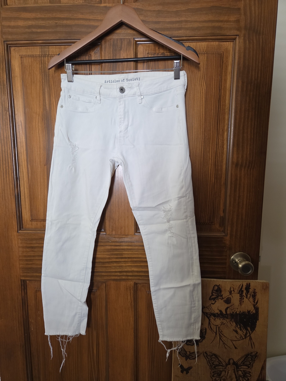 Articles Of Society Women's White Skinny Distressed Jeans